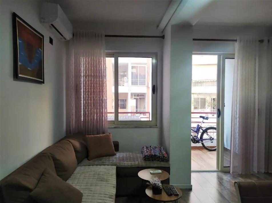 #1 Modern 1Br With Balcony In Up-And-Coming Hip Area Lägenhet Tirana Exteriör bild